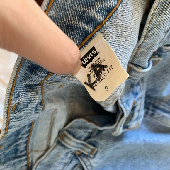 VINTAGE LEVIS MINI SKIRT - Picture 5 of 6